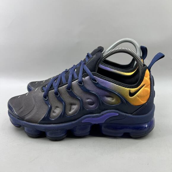 Nike Air Vapormax Plus Running Shoes Women Size 7.5 Black Yellow Comfort Sneaker - Picture 3 of 8